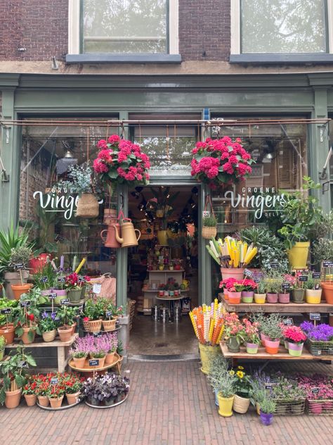 Floral, Art, Summer, Flower Store Aesthetic, Floral Shops, Flower Shop Design, Flower Cafe, Coffee Shop Aesthetic, Vintage Flowers