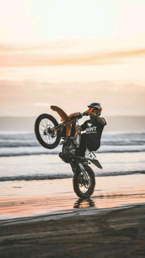 Motocross Photography, Moto Wallpapers, Motocross Girls, Freestyle Motocross, Enduro Motocross, Biker Photography, Moto Enduro, Motocross Love, Image Moto