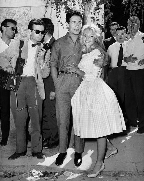 June 18, 1959 Bride, Hochzeit, Beautiful Celebrities, Bardot, Robe, Mor, Beleza, French Girl, Bodas