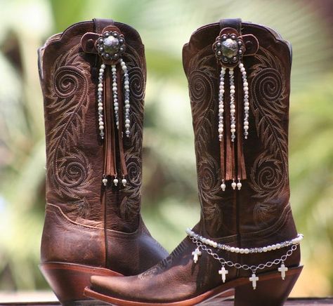 Outfits, Cowgirl Bling, Tattoo, Cowboy Boots, Cowgirl Boots, Trainers, Cowboy Boot Bling, Boot Toppers, Cowboy Spurs