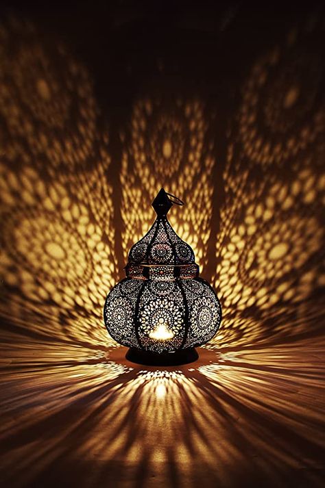 Metallica, Cucina, Lamp, Hanging Light Fixtures, Ceiling Pendant Lights, Ceiling Lights, Moroccan Lanterns, Metal Lanterns, Moroccan Lamp
