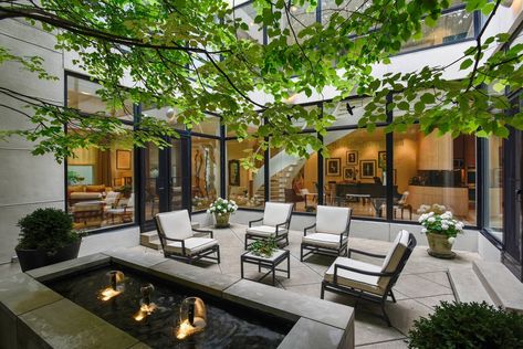 51 Captivating Courtyard Designs That Make Us Go Wow Courtyard House Plans, Courtyard House, Courtyard Gardens Design, Courtyard Pool, Courtyard Design, Courtyard Garden, Courtyard Landscaping, Modern Courtyard, Courtyard Fountains