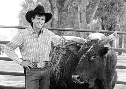 lane frost | Lane Frost with Red Rock. Cowgirls, Reptiles, Rodeo Life, Bucking Bulls, Cowboys And Indians, Bull Riders, Real Cowboys, Professional Bull Riders, Pbr Bull Riding