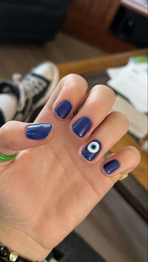 blue and white nails 
evil eye Nail Designs, Evil Eye Nails, Dope Nails, Cute Shellac Nails, Square Nail Designs, Square Nails, Uñas, Swag Nails, Short Nail Designs