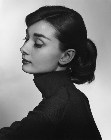 Audrey Hepburn – Movies, Bio and Lists on MUBI Films, Yousuf Karsh, Classic Hollywood, Old Hollywood, Hepburn, Hepburn Style, Aubrey Hepburn, Black Turtleneck, Photographer