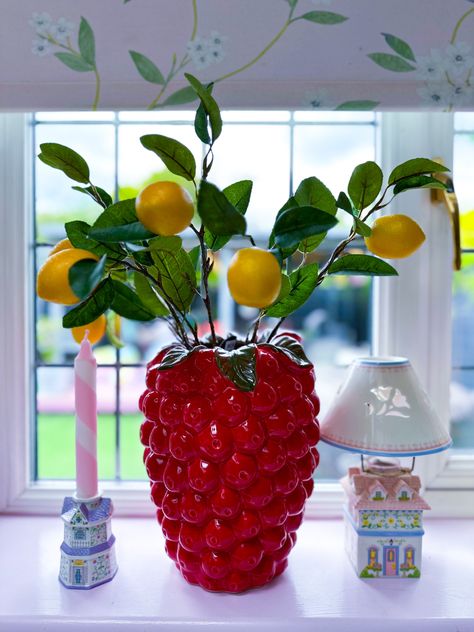 Raspberry vase Diy, Fruit, Decoration, Fruit Kitchen Decor, Vases Decor, Fun Kitchen Decor, Vase, Kitchen Decor Themes, Kitschy Decor