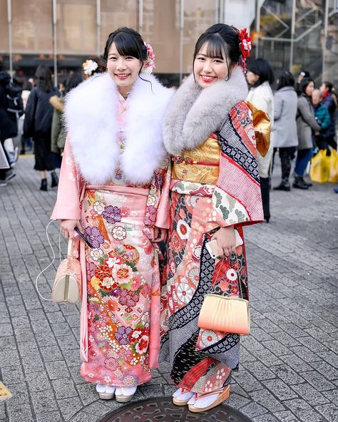 @Tokyo Fashion: Beautiful traditional Japanese furisode kimono on the streets of Shibuya, Tokyo…. Tokyo, Kuala Lumpur, Tokyo Fashion, Kimonos, Kimono Traditional, Traditional Kimono, Japanese Kimono Traditional, Traditional Japanese Clothing Woman, Japanese Traditional Dress