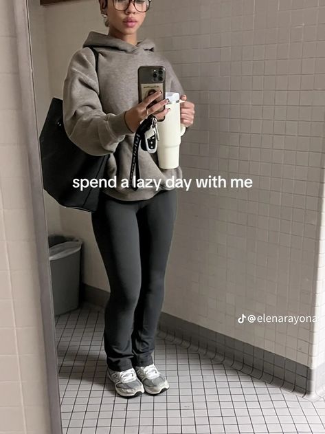 Trendy Outfits, College Outfits, Lazy Outfits, Winter, Fit, Style, Ootd, Simple Outfits