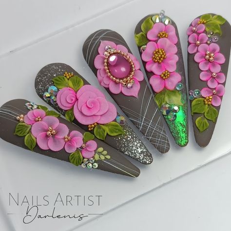 Flores 3d en acrílico Glitter, 3d Nails, Nail Art Designs, Kuku, Ongles, Hoa, Soft Nails, Uñas Con Flores 3d, Nail Art Disney