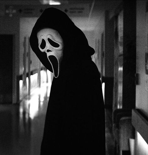 Scream 5 (2022) in 2022 | Scream movie, Ghostface scream, Ghost face wallpaper aesthetic Horror, Films, Scream Movie, Scream 3, Ghostface Scream, Ghostface Wallpaper Aesthetic, Scream Franchise, Scary Movies, Scary Movie Characters
