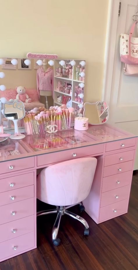 pink room coquette Boho, Design, Dekorasyon, Inspo, Girl Room, Kamar Tidur, Pretty Room, Dekoration, Girly Room