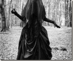 The Curse of the Faceless Woman Portrait, Urban, Gothic Aesthetic, The Faceless, Victorian, Myths, Spirit Halloween, Victorian Clothing, Woman