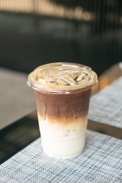 Coffee Cup Cafe, Coffee Latte, Coffee Cups, Premium Coffee, Coffee Cup Photo, Coffee Photography, Iced Coffee Cup, Coffee Menu, Cafe Latte