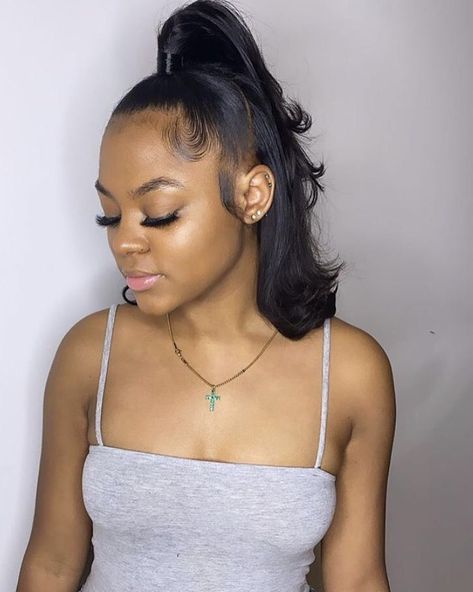Looking for that perfect half up half down bun or ponytail? Are you someone who enjoys cute hair yet a subtle change? Well, if you're someone who need... Protective Styles, Ponytail Hairstyles, Instagram, Down Hairstyles, Locs, Weave Ponytail Hairstyles, Weave Hairstyles, Ponytail Styles, Curly Hair Styles Naturally