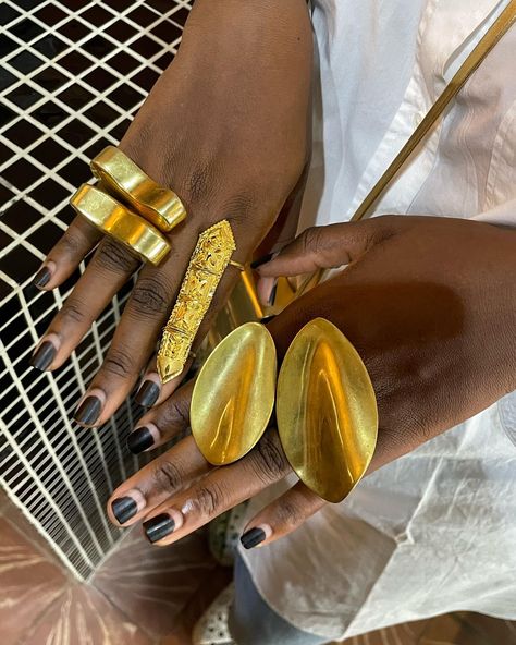 Bijoux, Gold Jewelry, Jewellery, Gold Statement Ring, Gold Rings, Cuff Rings, Dope Jewelry Accessories, Jewelry Accessories, Jewels
