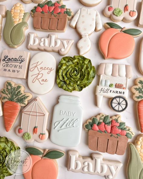 Locally Grown Baby 🥕🫙🍓🥬🍑 I was so excited to get this order because this theme was on my bucket list! 😍 cabbage inspired by… | Instagram Ideas, Baby Boy Shower, Babyshower, Baby Birthday, Baby Party, Baby Themes, Baby Sprinkle, Boy Baby Shower Themes, Baby Shower Fall