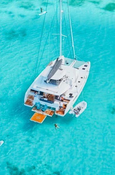 Luxury Yachts, Catamaran, Yacht Life, Beautiful Places To Travel, Sailing Trips, Yacht, Catamaran Yacht, Luxury Travel, Sailing Catamaran