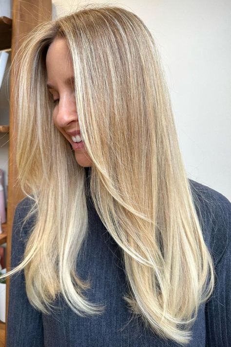 Medium length blonde hair cut with highlights and face framing layersHaircutcolor and style from RMCM Salon in River North Chicago Long Layered Hair, Long Hair Styles, Haar, Blond, Gaya Rambut, Cortes De Cabello Corto, Long Hair Cuts, Layered Hair, Hair Cuts