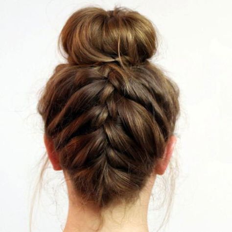 Upside Down French Braid | For a modern and fun look, go with the upside down French braid. This Christmas hairstyle will keep your locks in place all night long. #hair #ideas #holiday #party #southernliving Up Dos, Braided Hairstyles, Plait Styles, Braid Styles, French Braid Ponytail, Updos, Braided Bun, French Braid Buns, Fun Braids