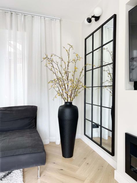 Tall Freestanding Black Hammered metal Vase. We have found the perfect freestanding vase for our Weigela Stems (available in other listings).  Its stunning matte black hammered finish adds a touch of contemporary style to any home decor. At 80cm tall, this vase is designed to hold tall branches, providing them with the perfect support to stand upright. For shorter stems, you can fill the bottom of the vase with padding or similar materials to create the illusion of taller stems. Second picture displays two sizes next to each other (larger size available in other listings), all the other pictures only show 80cm vase. Material: Metal Size: 80xm x 31cm x 31cm THIS LISTING IS FOR THE VASE ONLY, STEMS ARE AVAILABLE IN OTHER LISTINGS To see more photos please visit our instagram page @kissmypamp Home Décor, Home, Design, Decoration, Large Vases Decor Ideas Living Rooms, Large Vases Decor Ideas, Black Vase Decor, Vases Decor Living Room, Floor Standing Vase