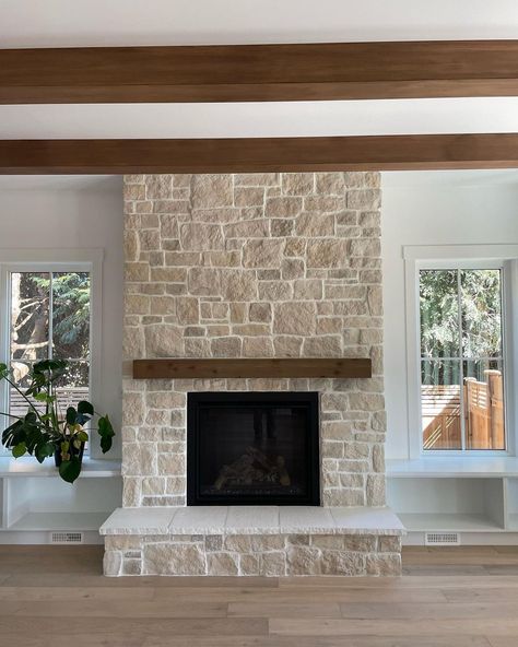 Creamy, beige, sandy stone fireplace in a living room using Casa Blanca RoughCut from Eldorado Stone available at I-XL Building Products. Design, Decoration, Inspiration, Texas, Interior, Stone Fireplace Surround, White Stone Fireplaces, Stone Veneer Fireplace, Limestone Fireplace