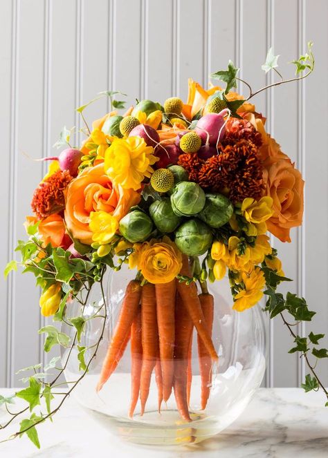 12 Ridiculously Cool Spring Centerpieces to Copy Easter, Decoration, Happy Sunday, Thanksgiving Flowers, Happy Day, Thanksgiving Flower Arrangements, Good Morning, Easter Flowers, Flores