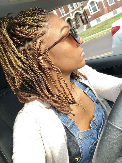 short Senegalese twist braids. gold or blonde twist hairstyles, they really display the color very well and help you stand out from the crowd. Senegalese Twists, Twist Braids, Medium Twist Braids, Twist Braid Hairstyles, Twist Hairstyles, Braided Hairstyles For Black Women, Braids For Black Hair, Hair Twist Styles, Box Braids Hairstyles