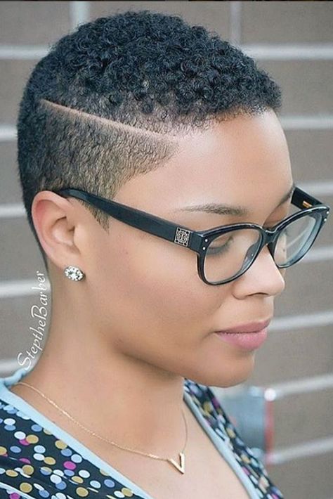 Tapered Natural Hair, Short Shaved Hairstyles, Short Hair Syles, Shaved Hair Designs, Natural Hair Short Cuts, Low Haircuts, Natural Hair Cuts, Natural Hair Haircuts, Short Hair Cuts