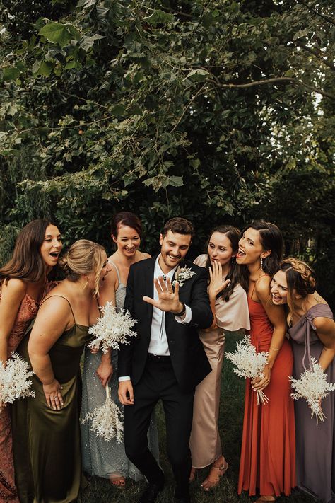 All the Bridesmaids Standing around the groom admiring his Wedding ring Engagements, Wedding Family Photos, Wedding Parties Pictures, Wedding Photography Bridal Party, Rustic Wedding Photos, Fall Wedding Photos, Wedding Photography Poses Family, Bridal Party Photos Group Shots, Family Wedding Photos