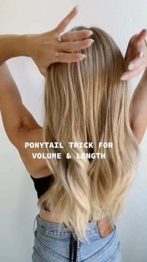 Another day, another hair hack 🤩 look at that VOLUME 🔈💁🏼‍♀️ @amandapinkel | Instagram Ponytail Hairstyles, How To Ponytail Hairstyles, Ponytail Easy, Ponytail Styles, Easy Ponytail Hairstyles, Ponytail Hairstyles Tutorial, Ponytails For Short Hair, Hairstyles With Ponytails, Ponytail Updo