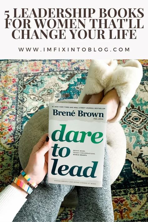 Leadership Tips For Women, Leadership Books For Women, Self Help Books, Leadership Advice, Leadership Skills, Leadership Books, Leadership Inspiration, Leader Books, Worth Reading