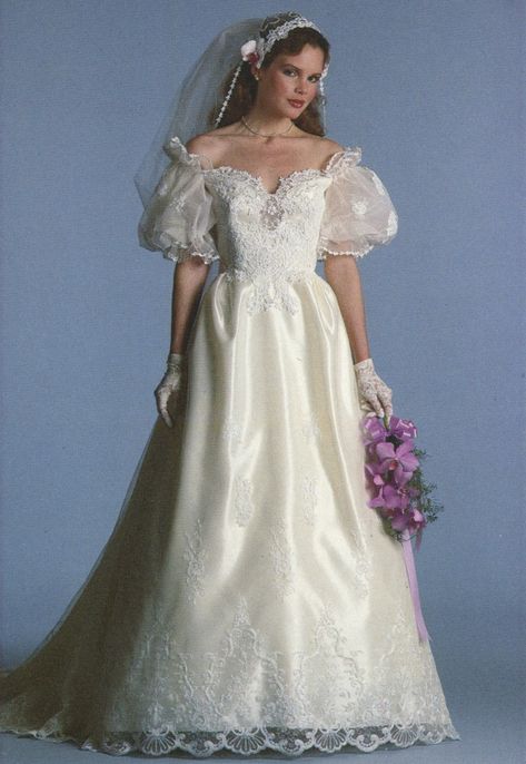 Brides, Wedding Dress, 1970s Wedding Dress, 1960 Wedding Dress, 1980s Wedding Dress, 1940s Wedding Dress, Vintage Wedding Dress 1970s, 1980s Wedding, Vintage Bride