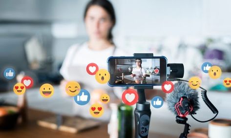 How to Engage Your Audience with Live Streaming #NeilPatel #SEO Youtube, Instagram, Social Marketing, Facebook Live Streaming, Facebook Live, Live Streaming App, Youtube Live, Video Marketing, Live Streaming