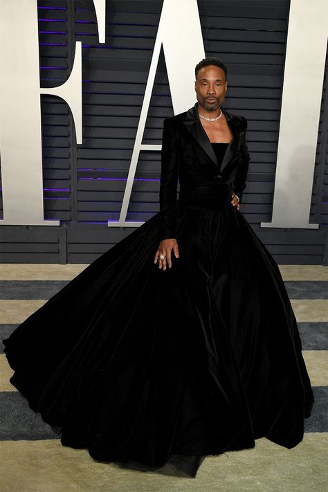Billy Porter Best Dressed Man 2019 Celebrity Style, Celebrity Dresses, Queen, Hollywood Men, Famous Celebrities, Well Dressed Men, Man Skirt, Androgynous Fashion