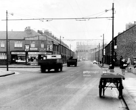 News Photo : A view of Walker Road, Walker, Newcastle upon... Durham, Vintage, Newcastle, London, Vintage Photos, Newcastle Upon Tyne, Gateshead, London Uk, North East