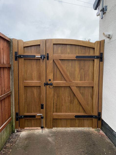 Image Gallery of Gate Work | Village Gates 6ft Gate Ideas, Backyard Double Gate, Wooden Side Gates Entrance, Timber Gate Ideas, Gate Within A Gate, Side Gate Fence, Modern Gate Design Entrance Front Fence, Backyard Side Door, Double Door Fence Gate Ideas