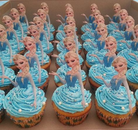 Elsa - Frozen cupcakes | Frozen birthday cake, Frozen birthday, Frozen themed birthday party Tart, Elsa Frozen Cake, Elsa Birthday Cake, Elsa Cakes, Elsa Frozen, Elsa Cake Frozen, Disney Frozen Birthday, Elsa Birthday, Elsa Cake Toppers