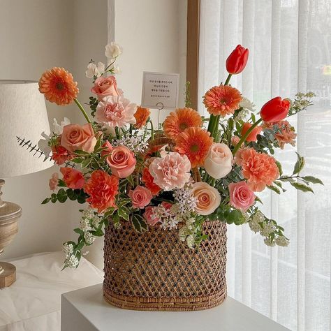 Paper Flowers, Diy, Hoa, Bunga, Artesanato, Luxury Flowers, Flower Vases, Manualidades, Home Flower Arrangements