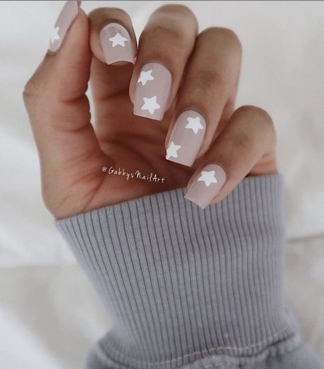 Easy Spring Nails & Spring Nail Art Designs To Try In 2021: Simple spring nails colors for acrylic nails, gel spring nails as well as spring nail designs. These easy spring nail art ideas with flowers and pastel colors are a must try. | Spring Nails Design | #springnails #springnailart #springnail #springnailscolors #springnaildesigns Manicures, Nail Art Designs, Acrylic Nail Designs, Nail Designs, Spring Nail Colors, Spring Nail Art, Nail Designs Spring, Cute Spring Nails, Cute Acrylic Nails