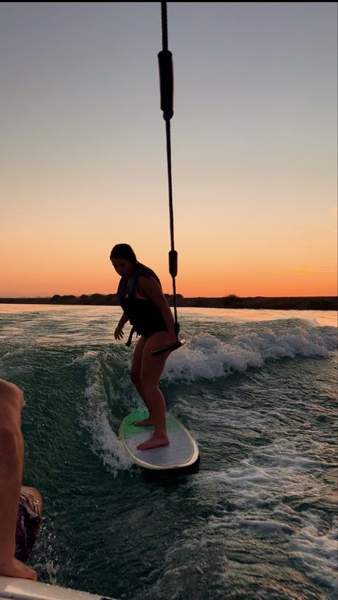 wakeboarding during the sunset always hits different #river #wakeboarding Surfs, Wakeboarding, Surfing Behind A Boat, Surf Life, Beach Life, Surfing, River Boat, Beach Vibe, River Trip