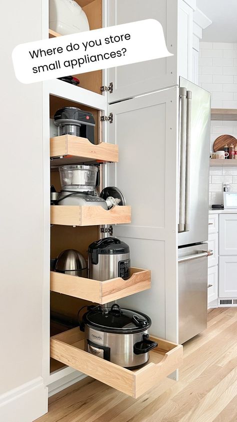 You asked, I answered. Pull out drawers are 👌 for all of those bulky small appliances. If you aren’t building new there are great options … | Instagram Interior, Design, Ev Düzenleme Fikirleri, Dapur, Dekorasi Rumah, Inspo, Modern, Interieur, Inredning