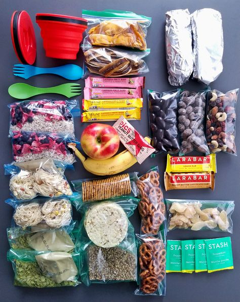 Travel Food: Plant Based on a Plane Camping, Fruit, Trips, Snacks, Backpacking Food, Festivals, Camping Food, Travel Food, Healthy Travel Food