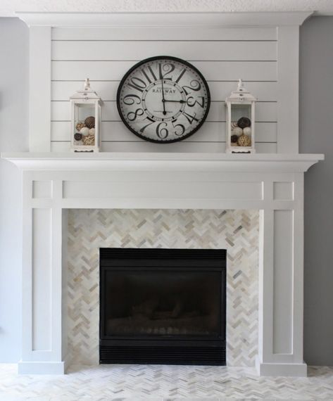 Home Décor, Living Room With Fireplace, Corner Fireplace, Fireplace Surrounds, Brick Fireplace, Shiplap Fireplace, Fireplace Tile, Fireplace Design, Fireplace Wall