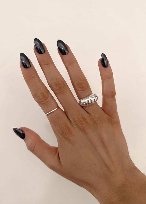 Looking for chic black nails inspiration? You’ll love this list of stunning black nail designs in all different shapes including short, square, coffin, almond, stiletto and more. There’s simple black nails ideas or more intricate acrylic designs with glitter, trendy art, and more. Ideas, Art, Design, Inspiration, Black Acrylic Nails, Black Coffin Nails, Black Nails Short, Matte Black Nails, Black Nail Designs