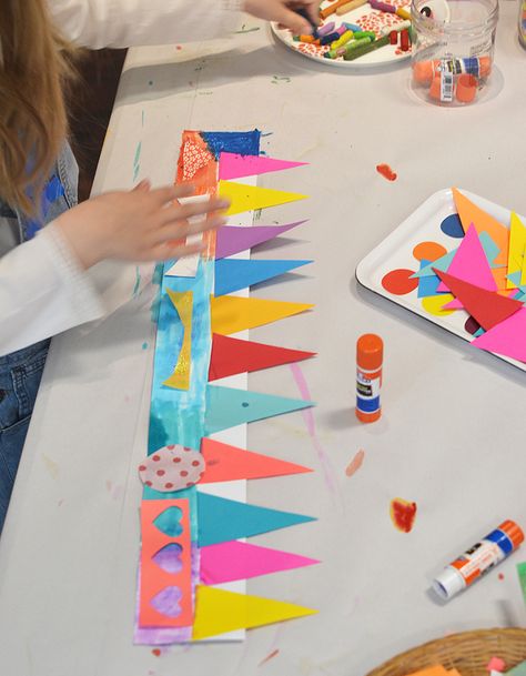 Arts and Crafts Birthday Party for Kids | My 20 Best Ideas - ARTBAR Play, Diy, Pre K, Craft Party, Kids Party Crafts, Paper Crowns, Crafts For Girls, Preschool Birthday, Crafts For Kids