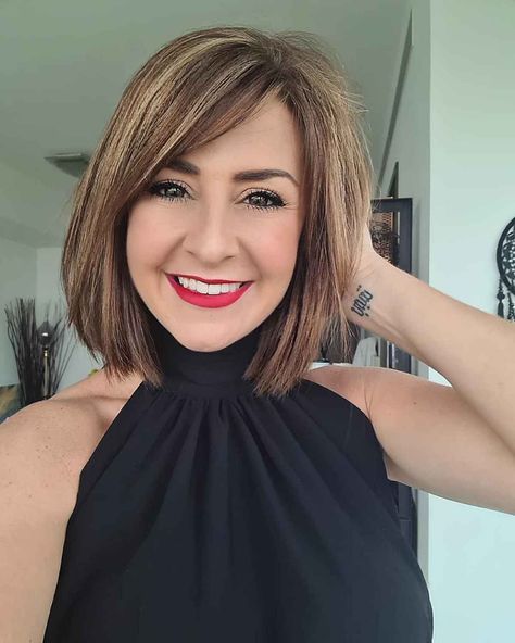 16 Cute Bob With Side Bangs You'll Want to Try in 2022 Long Bobs, Bobs For Thick Hair, Bob With Side Fringe, Bob Side Fringe, Bob With Bangs, Bobs For Fine Hair, Medium Bob With Side Bangs, Layered Bob With Bangs, Bob With Fringe