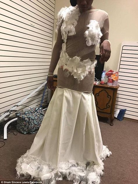 Mom slams designer who 'made her teen daughter an inappropriate dress' #dailymail Prom, Worst Prom Dresses, Ugly Prom Dress, Ugly Dresses, Ugliest Wedding Dress Funny, Worst Wedding Dress, Ugly Wedding Dress, Prom Dress Fails, Funny Dresses