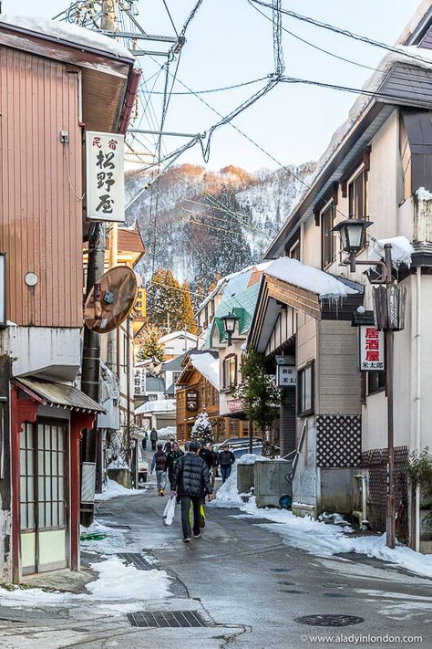 This guide to skiing in Nozawa Onsen, Japan will show you what it’s like to ski in Japan. This Japanese ski resort is a great place for a Japan ski trip. It’s one of the top Japan ski resort picks of many English speakers. #japan #skiing #nozawa Hokkaido, Japan Travel, Asia Travel, Japan Ski Resorts, Japan Skiing, Tokyo Winter, Winter In Tokyo, Japanese Landscape, Skiing In Japan