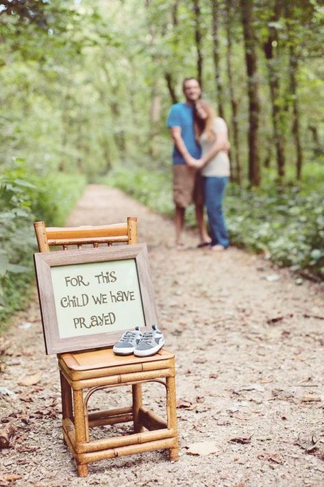 15 Super Cool Ways To Announce That You’re Adopting A Child Adoption, Adoption Announcement, Adoption Photos, Adoption Day, Foster Care Announcement, Pregnancy Announcement Photos, Adoption Party, Adoption Photography, Birth Announcement Girl