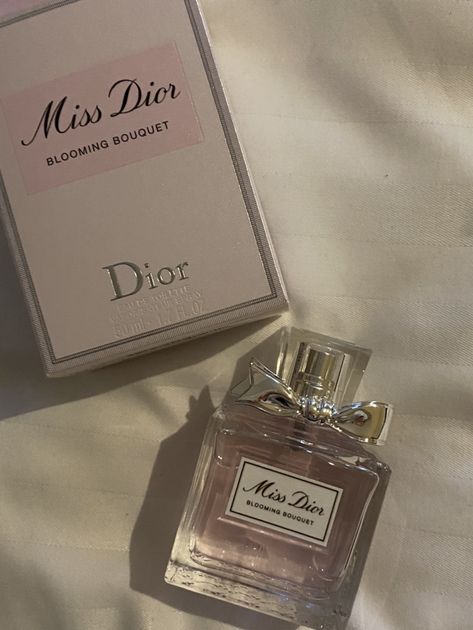 Christian Dior, Lana Del Rey, Perfume, Dior, Eau De Toilette, Pink, Miss Dior Blooming Bouquet, Dior Perfume, Perfume Dior
